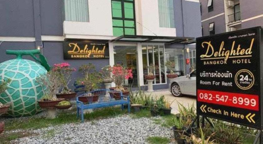 Delighted Hotel 3*